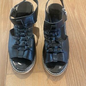 Women’s  Black Sandals